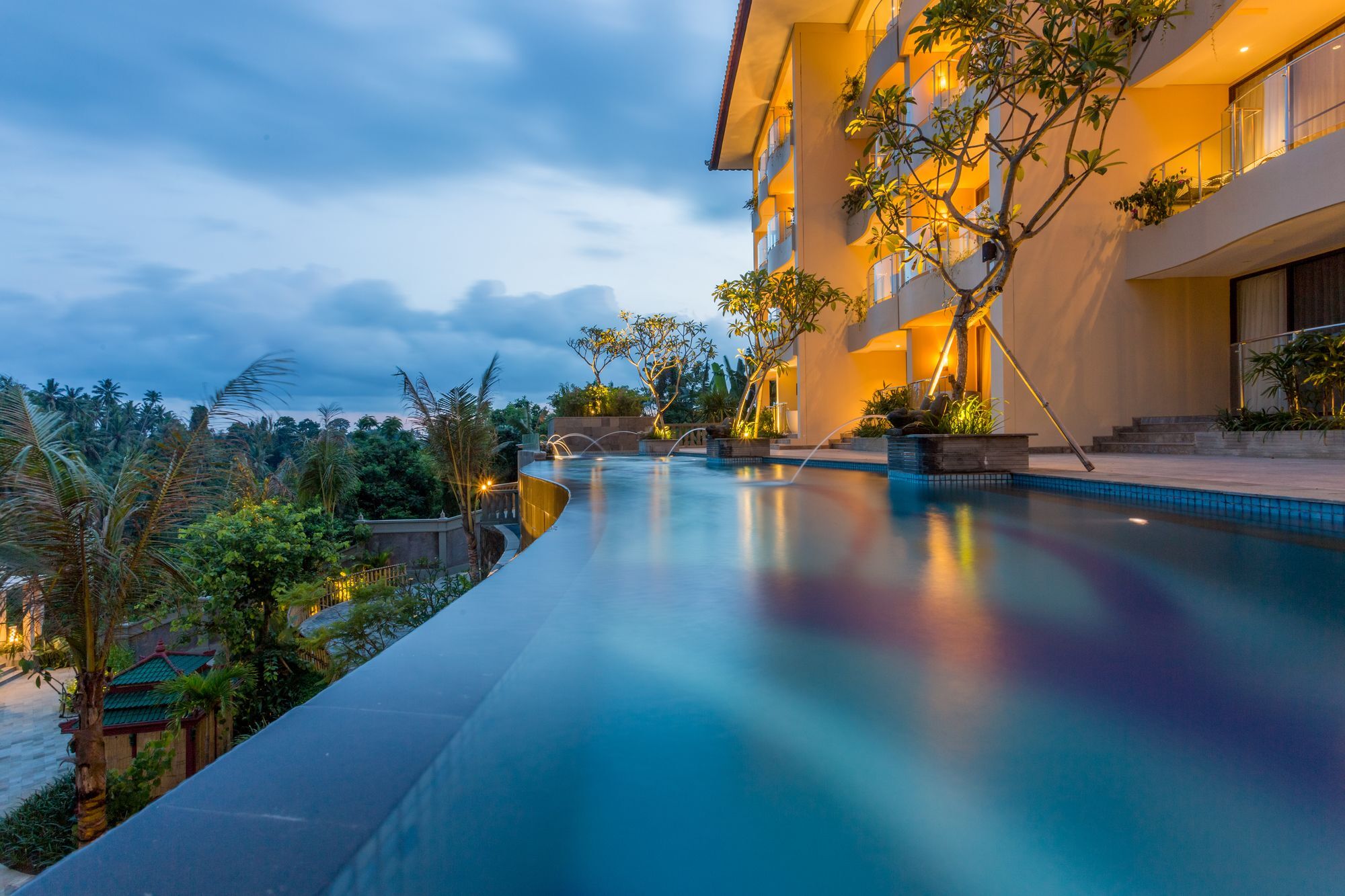 Seres Springs Resort & Spa, Singakerta Убуд Экстерьер фото