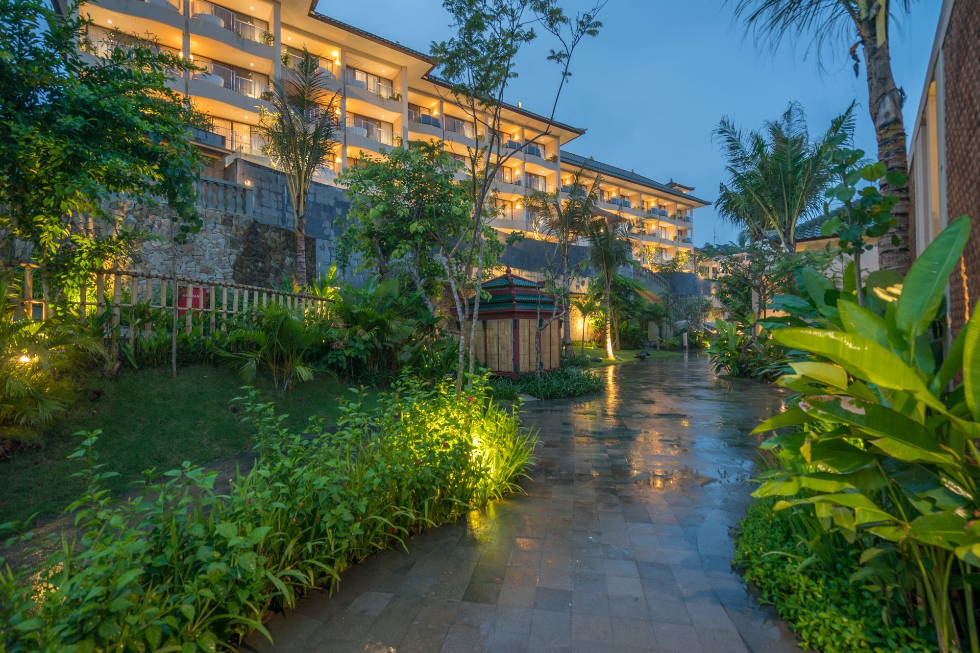 Seres Springs Resort & Spa, Singakerta Убуд Экстерьер фото